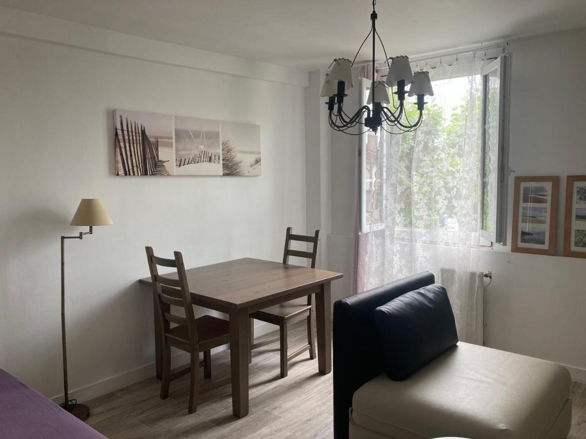 Appartement 2/3 Personnes A 10 Minutes De Contis Plage Saint-Julien-en-Born Zewnętrze zdjęcie